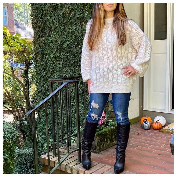 Absolutely Fabulous Soft and Comfy Rainbow Speckled sweater - Picture 3 of 9